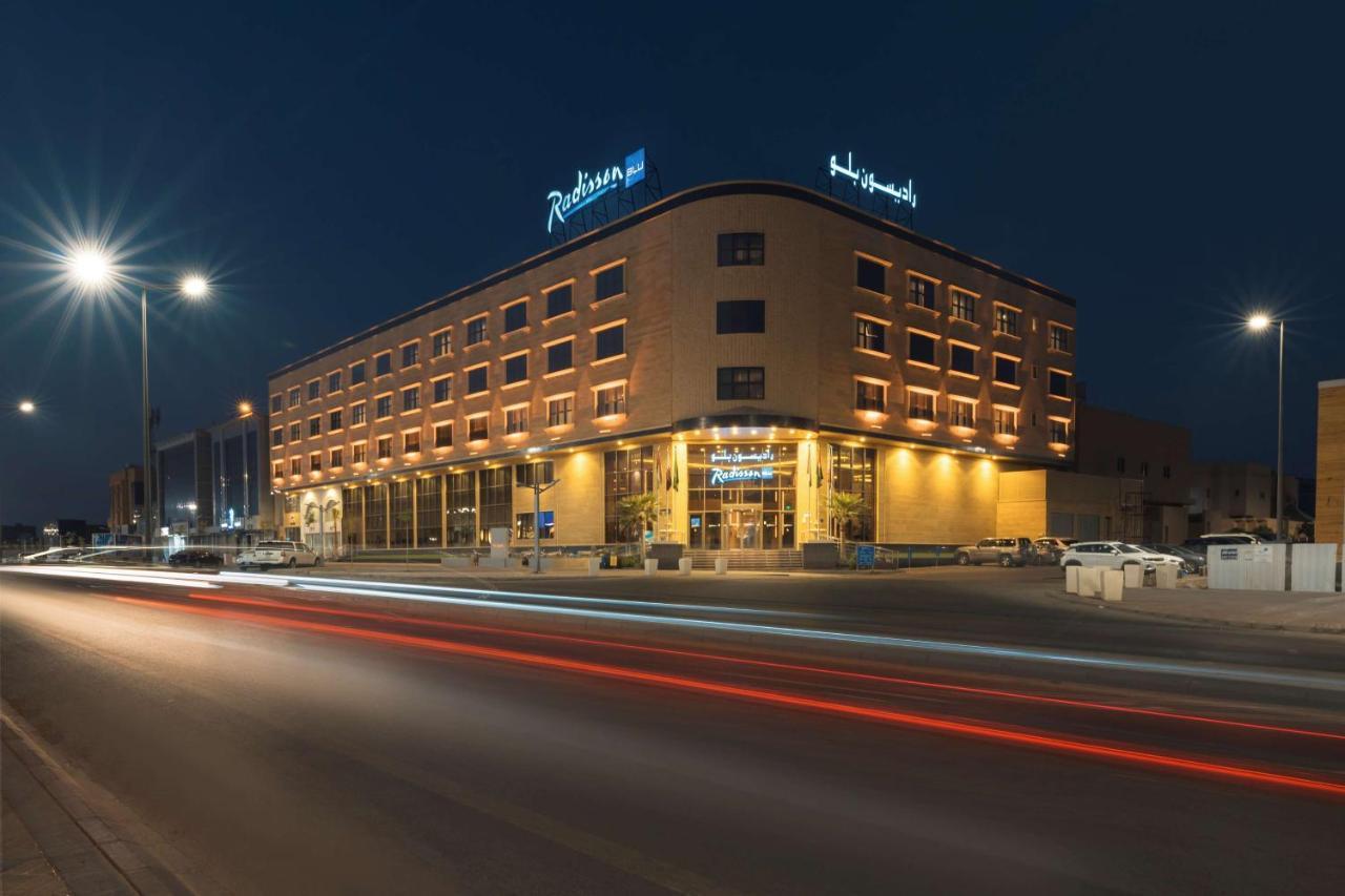 Radisson Blu Hotel, Buraidah Exterior photo